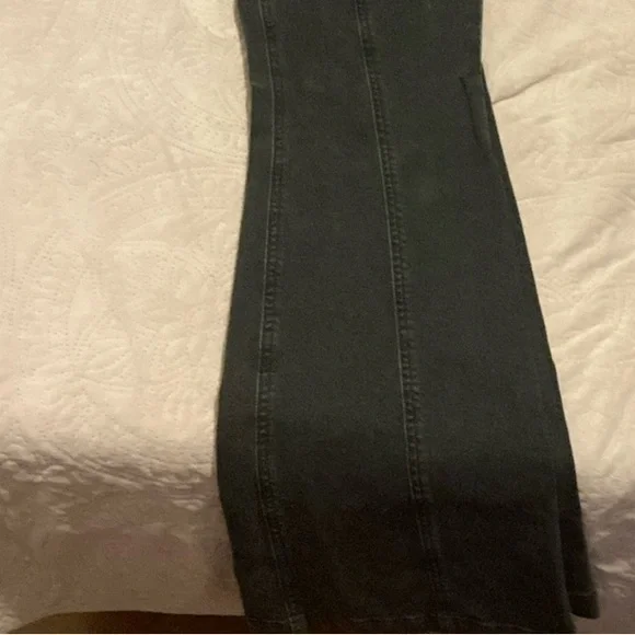 Black Jean Pants - Picture 4 of 4